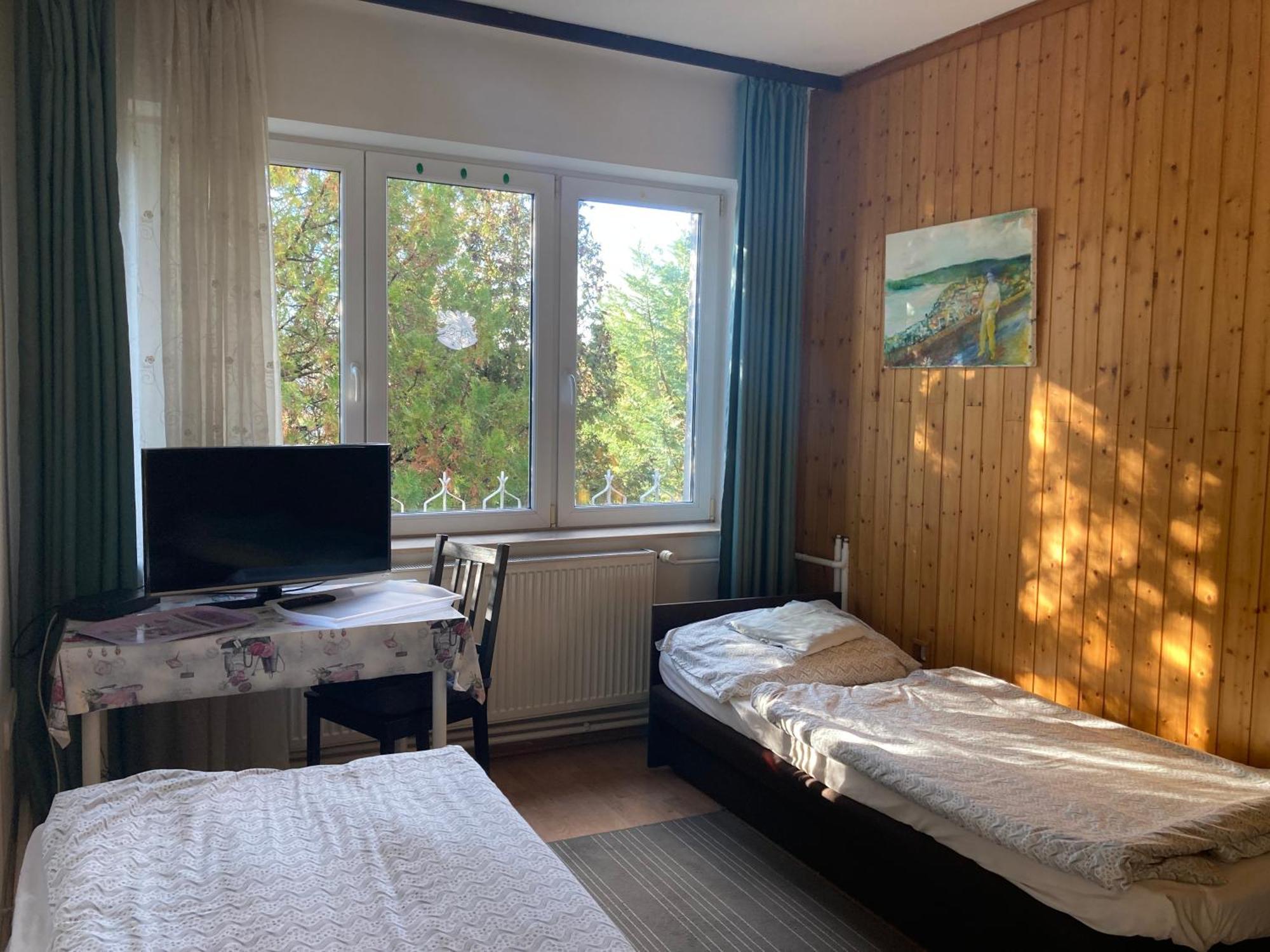 Apartman-Donau Tát Eksteriør billede