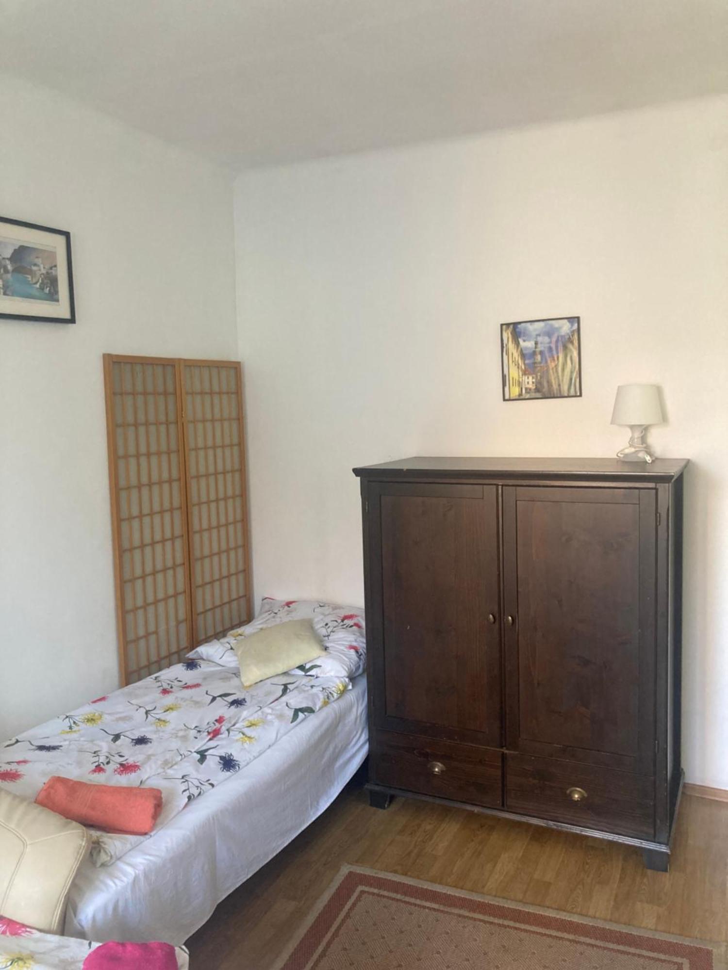 Apartman-Donau Tát Eksteriør billede