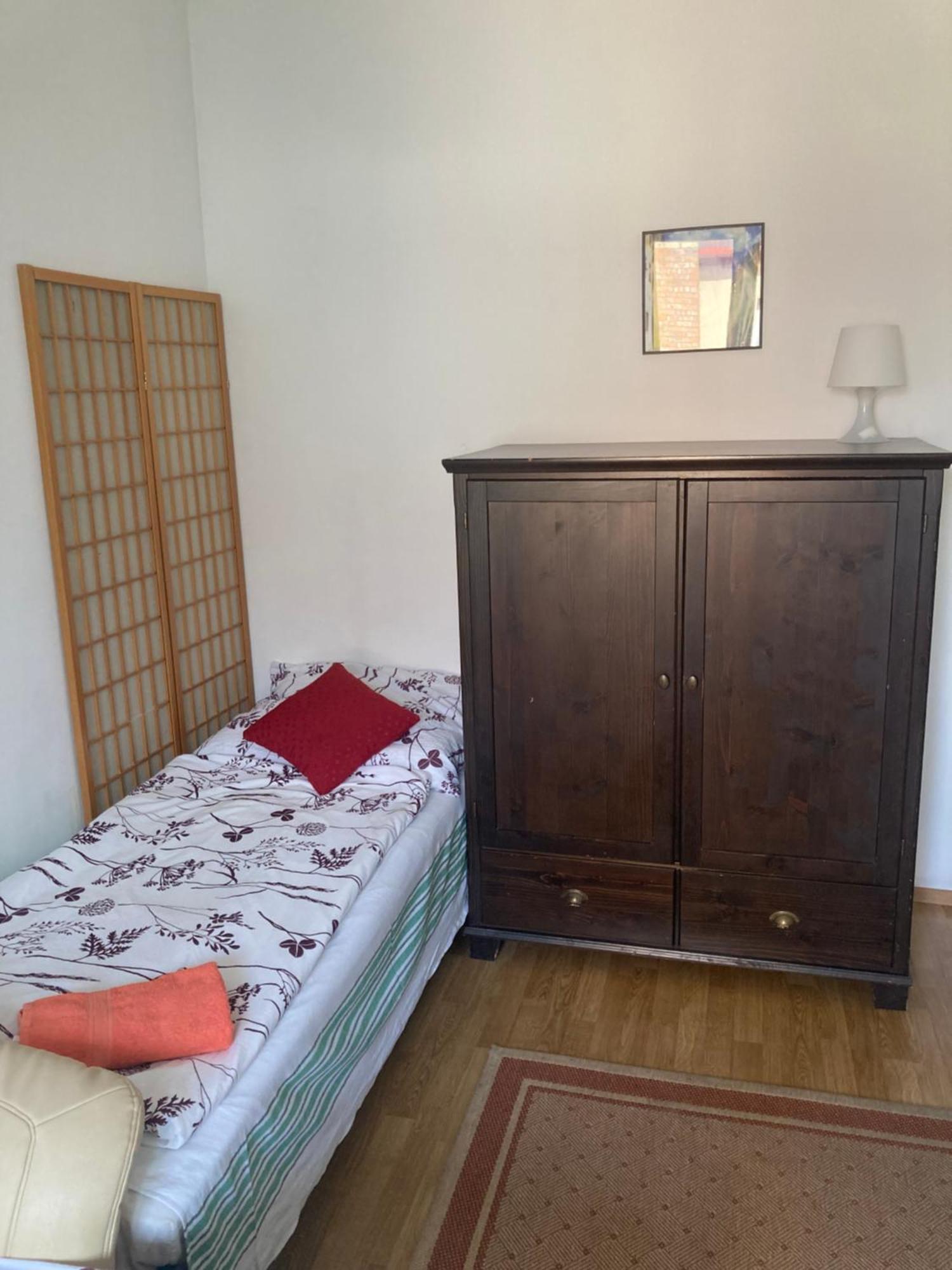 Apartman-Donau Tát Eksteriør billede