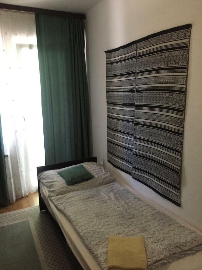 Apartman-Donau Tát Eksteriør billede